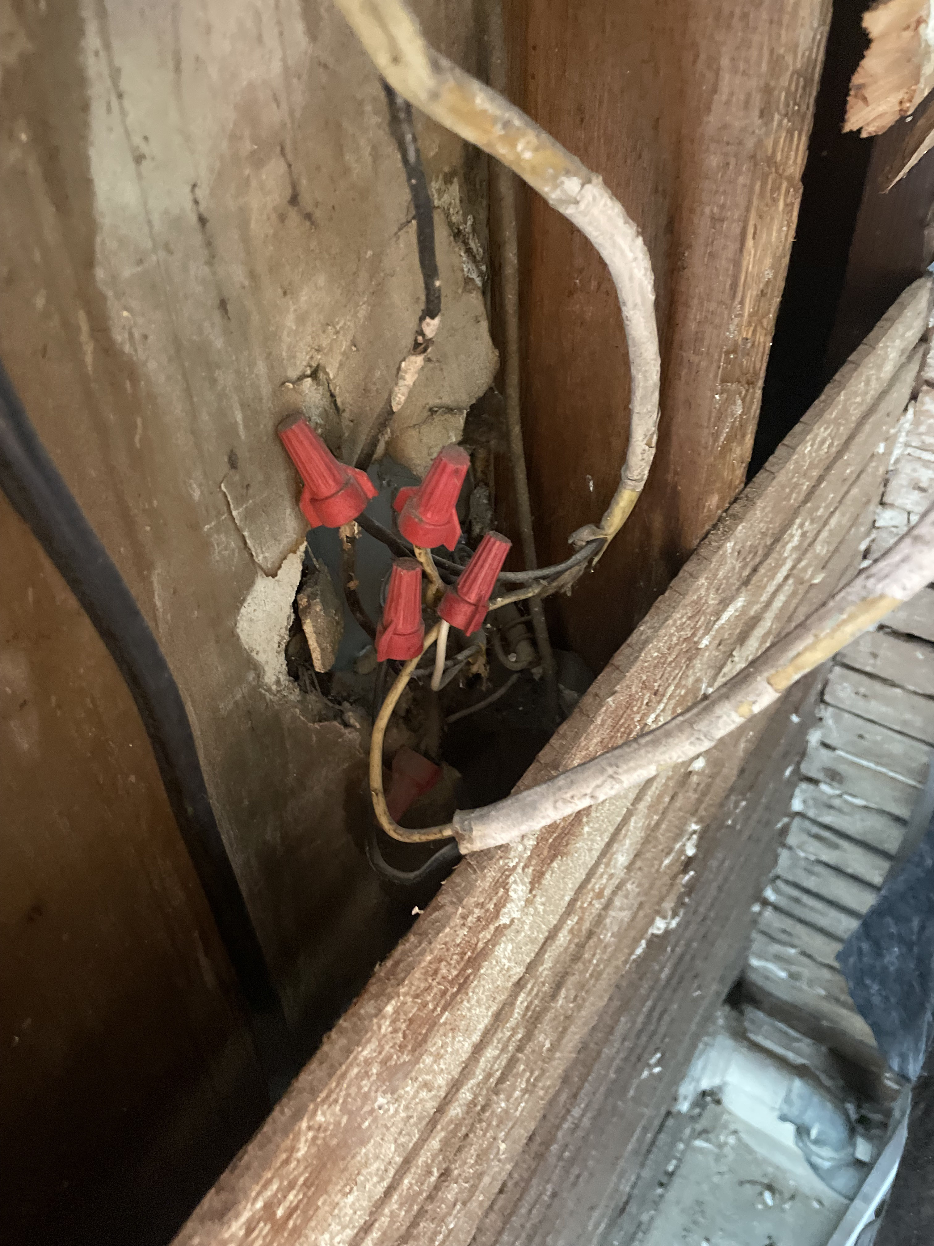 Electrical picture 004